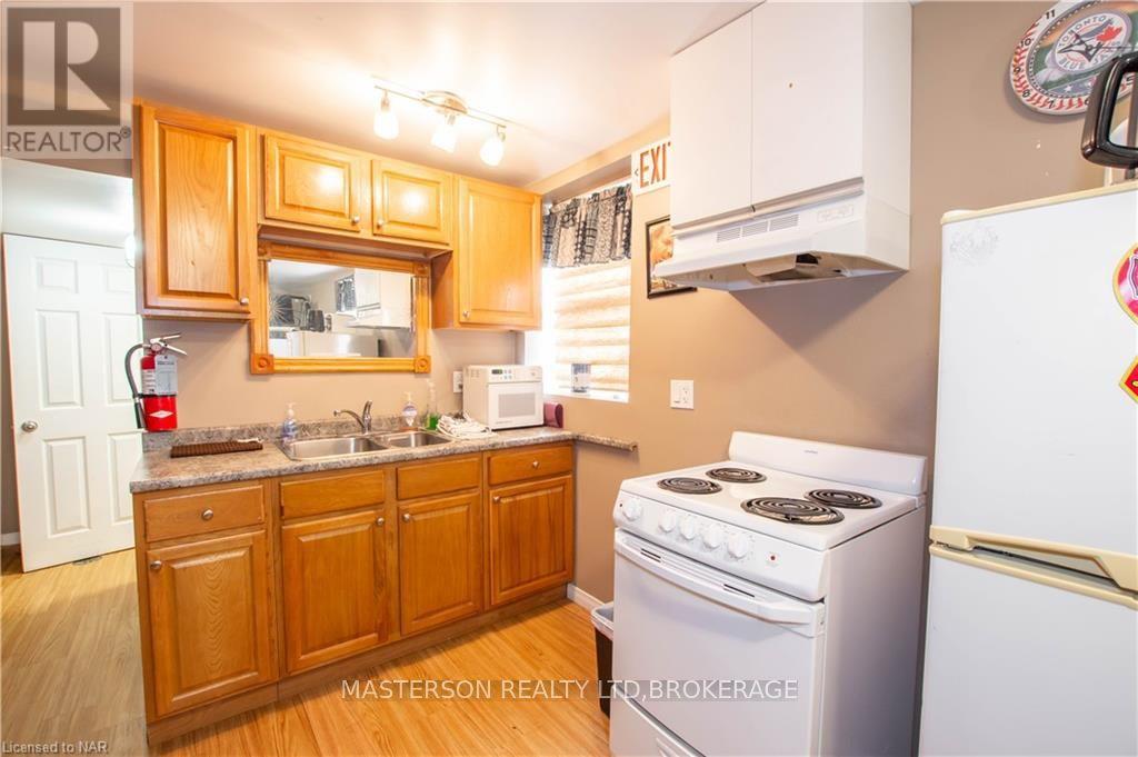9268 Lundys Lane Lane, Niagara Falls (219 - Forestview), Ontario  L2H 0T5 - Photo 13 - X9410962