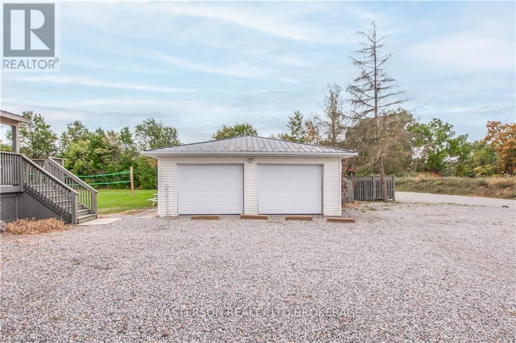 9268 Lundys Lane Lane, Niagara Falls (219 - Forestview), Ontario  L2H 0T5 - Photo 33 - X9410962