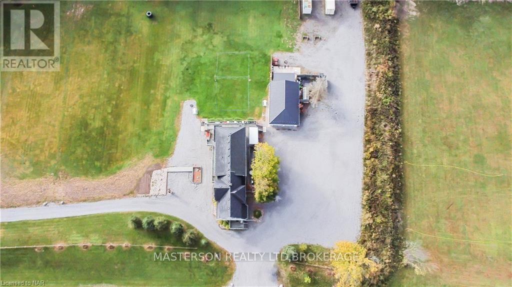 9268 Lundys Lane Lane, Niagara Falls (219 - Forestview), Ontario  L2H 0T5 - Photo 7 - X9410962