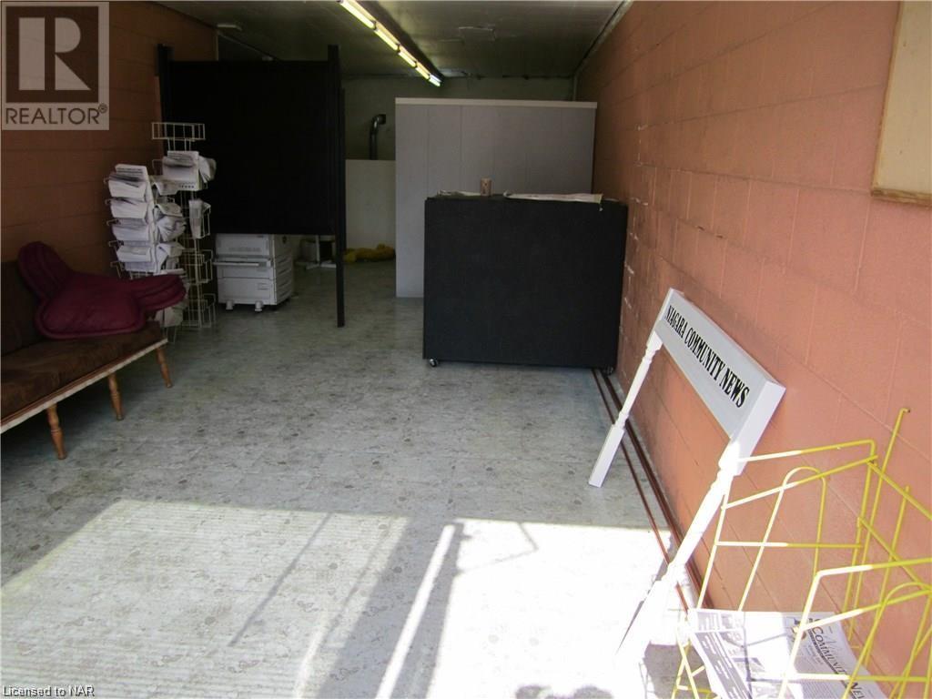 4541 Crysler Avenue, Niagara Falls (210 - Downtown), Ontario  L2E 3V5 - Photo 12 - X9411055