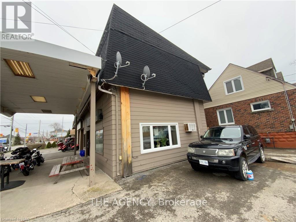 496 Main Street W, Port Colborne, Ontario  L3K 3W4 - Photo 4 - 40560571