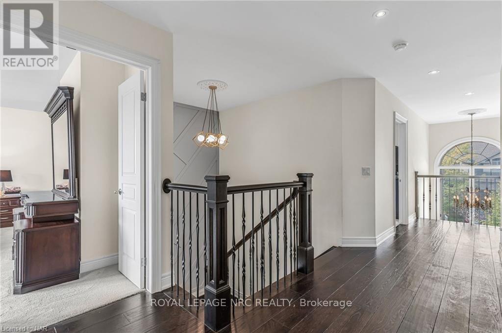 14 Tuscany Court, St. Catharines (453 - Grapeview), Ontario  L2S 0E2 - Photo 18 - X9413813
