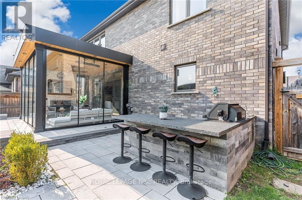 14 Tuscany Court, St. Catharines (453 - Grapeview), Ontario  L2S 0E2 - Photo 36 - X9413813