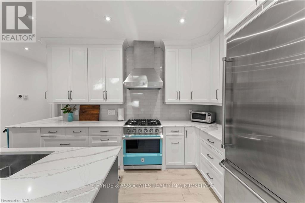 16 Red Haven Drive, Niagara-On-The-Lake (105 - St. Davids), Ontario  L0S 1P0 - Photo 19 - X9415073