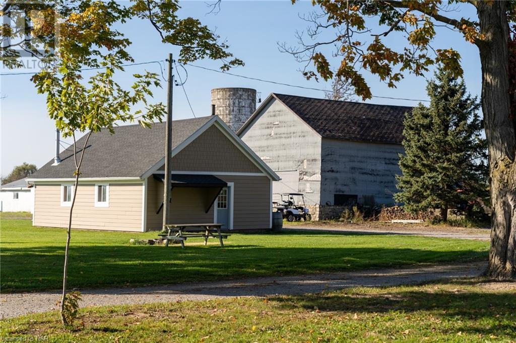4692 Gilmore Road, Fort Erie (329 - Mulgrave), Ontario  L0S 1N0 - Photo 41 - X9767614