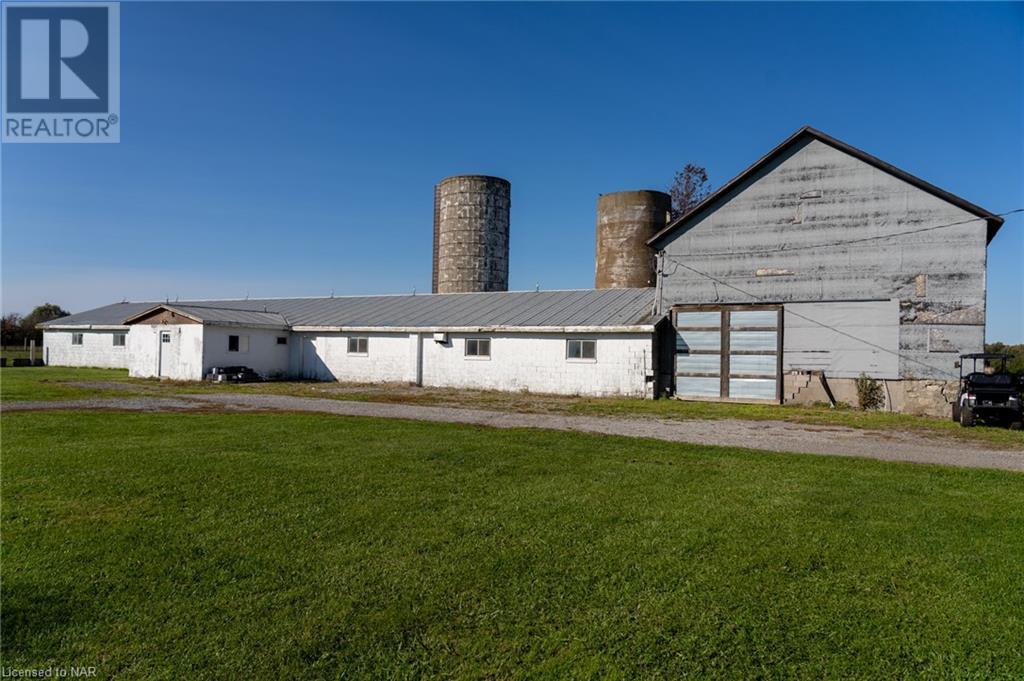 4692 Gilmore Road, Fort Erie (329 - Mulgrave), Ontario  L0S 1N0 - Photo 43 - X9767614