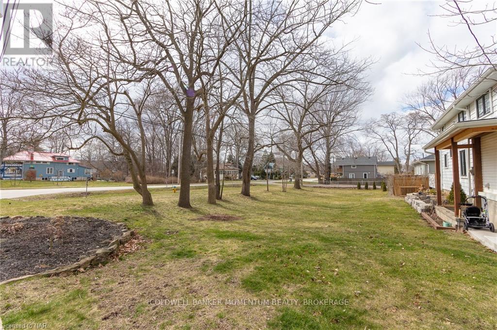 10b Betts Avenue, Grimsby (540 - Grimsby Beach), Ontario  L3M 2S6 - Photo 4 - X11880475