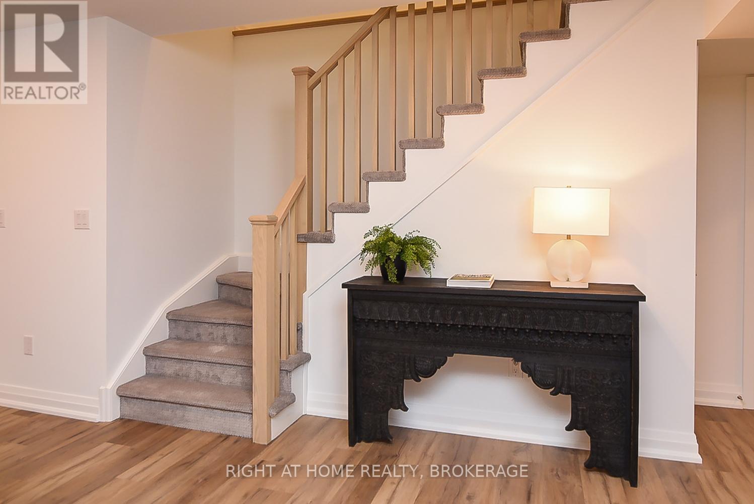 7 - 3318 Weinbrenner Road, Niagara Falls (223 - Chippawa), Ontario  L2G 3S2 - Photo 17 - X11880514