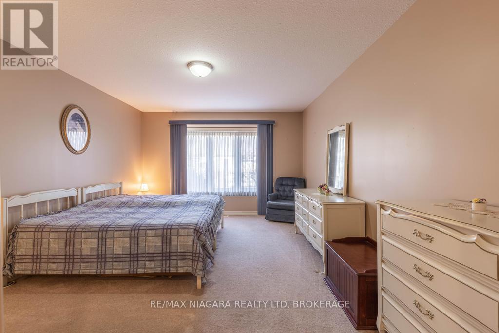 35 - 605 Welland Avenue, St. Catharines (444 - Carlton/bunting), Ontario  L2M 7Z7 - Photo 11 - X11882305