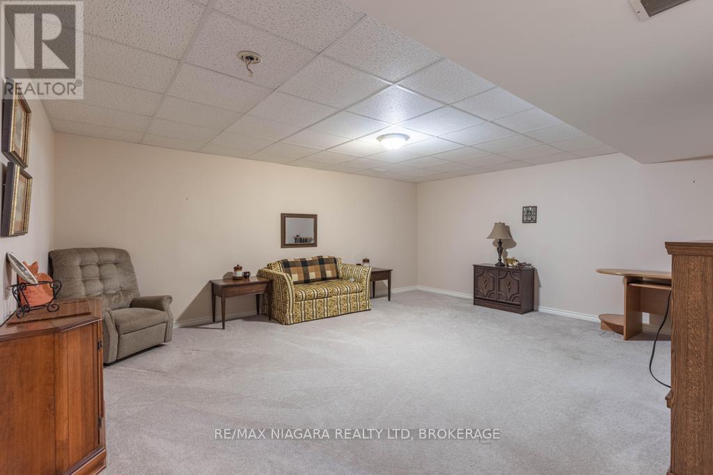 35 - 605 Welland Avenue, St. Catharines (444 - Carlton/bunting), Ontario  L2M 7Z7 - Photo 19 - X11882305
