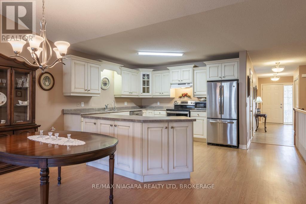 35 - 605 Welland Avenue, St. Catharines (444 - Carlton/bunting), Ontario  L2M 7Z7 - Photo 8 - X11882305