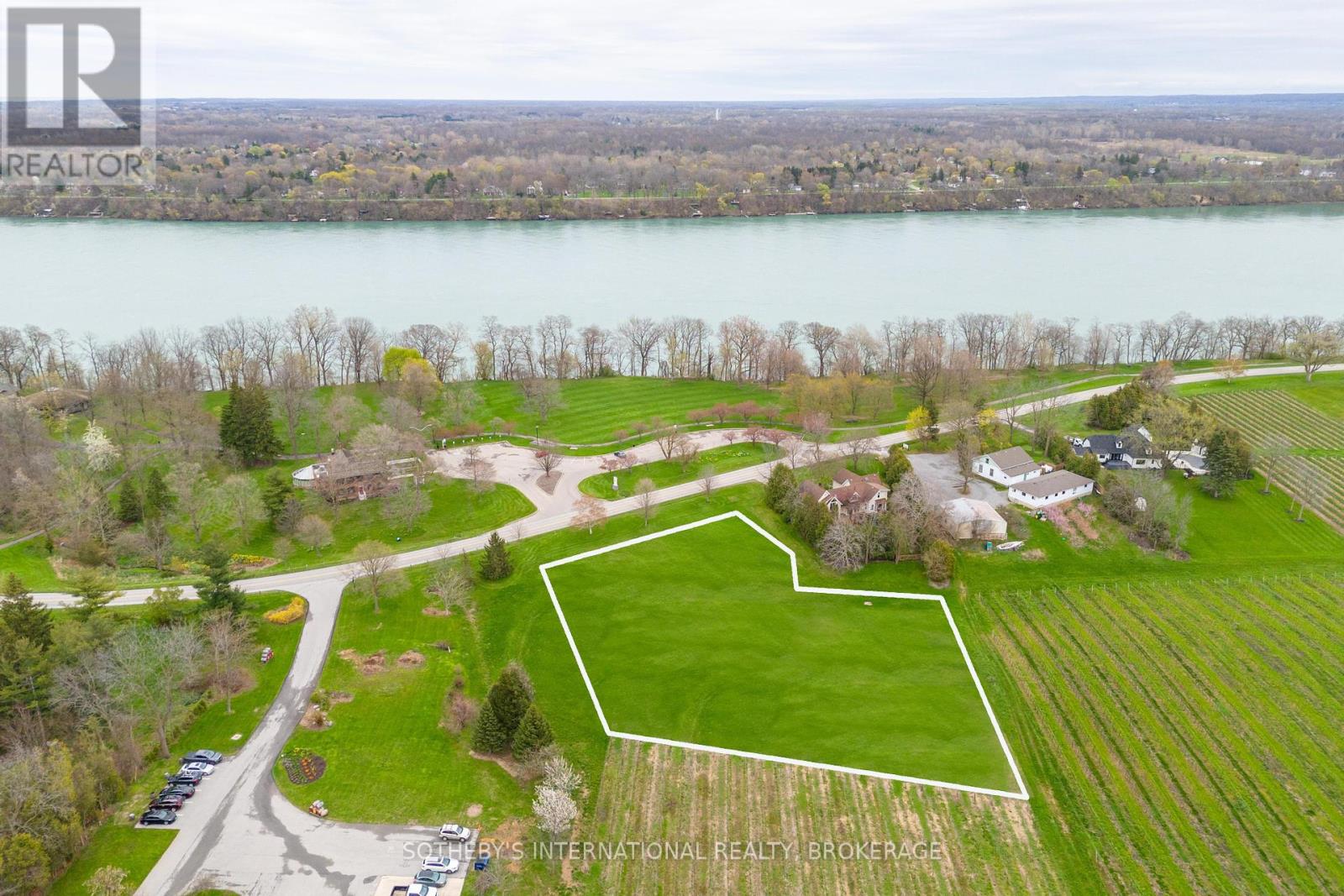 15936 NIAGARA RIVER PARKWAY, niagara-on-the-lake (103 - river), Ontario