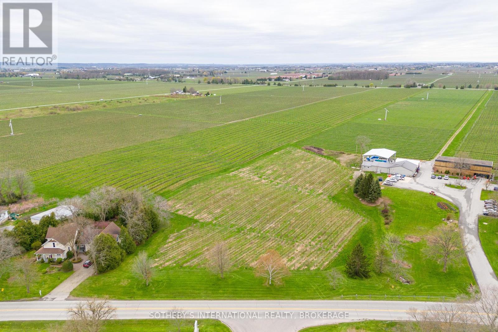 15936 Niagara River Parkway, Niagara-On-The-Lake (103 - River), Ontario  L0S 1J0 - Photo 12 - X11891098