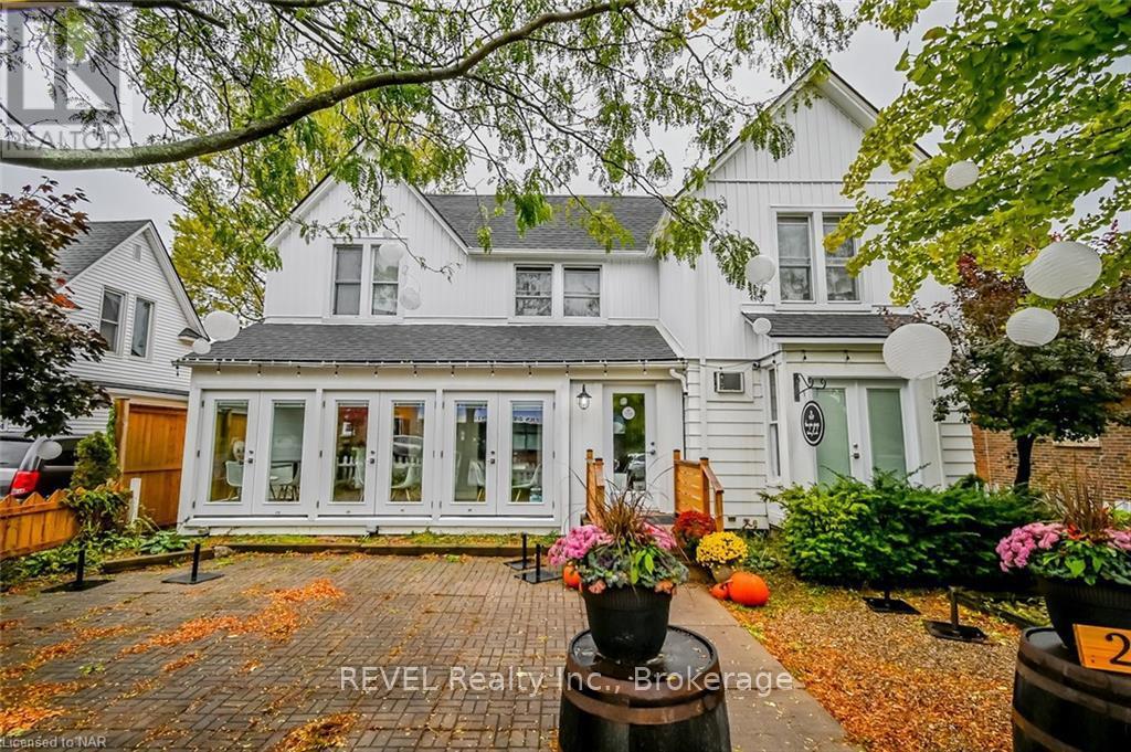 234-238 Ridge Road N, Fort Erie (335 - Ridgeway), Ontario  L0S 1N0 - Photo 2 - X11905664