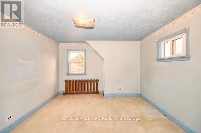 223 Niagara Street, St. Catharines (445 - Facer), Ontario  L2M 4V3 - Photo 11 - X11905869