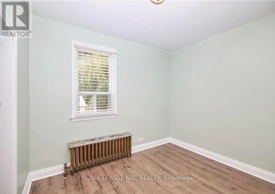 223 Niagara Street, St. Catharines (445 - Facer), Ontario  L2M 4V3 - Photo 6 - X11905869