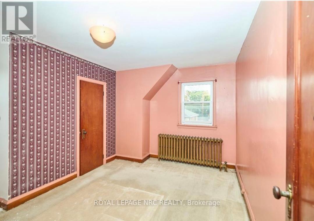 223 Niagara Street, St. Catharines (445 - Facer), Ontario  L2M 4V3 - Photo 7 - X11905869