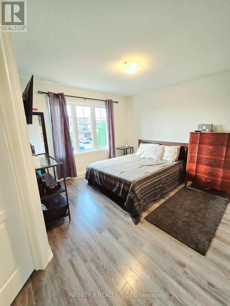 100 Roselawn Crescent, Welland (771 - Coyle Creek), Ontario  L3C 0C4 - Photo 12 - X11904944