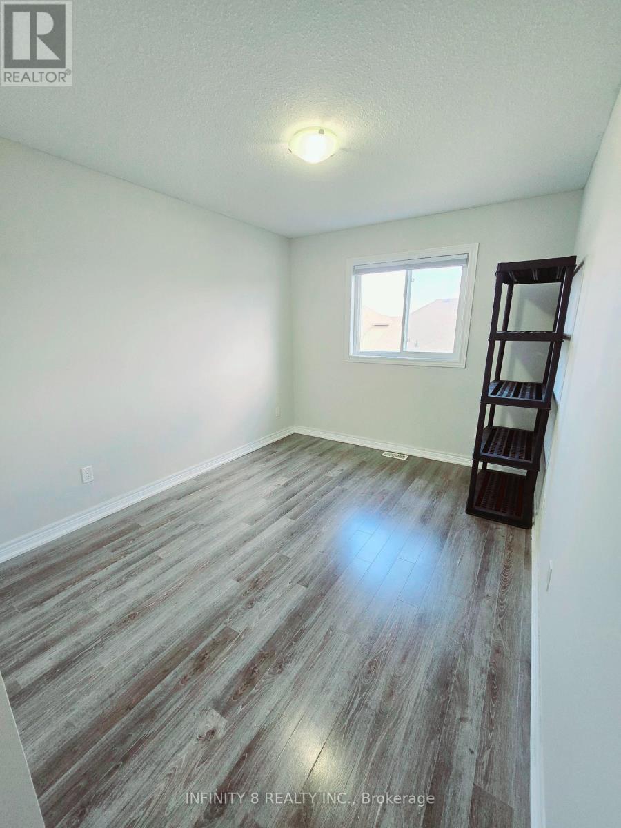 100 Roselawn Crescent, Welland (771 - Coyle Creek), Ontario  L3C 0C4 - Photo 15 - X11904944