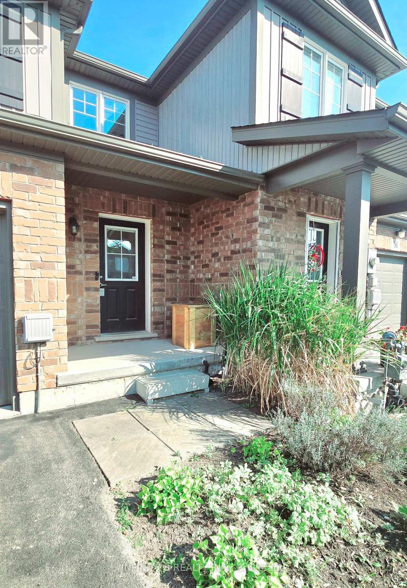 100 Roselawn Crescent, Welland (771 - Coyle Creek), Ontario  L3C 0C4 - Photo 2 - X11904944