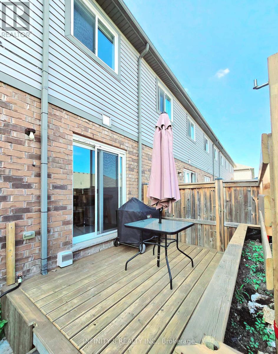 100 Roselawn Crescent, Welland (771 - Coyle Creek), Ontario  L3C 0C4 - Photo 21 - X11904944