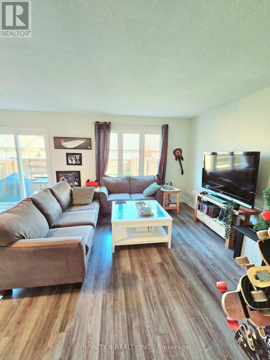 100 Roselawn Crescent, Welland (771 - Coyle Creek), Ontario  L3C 0C4 - Photo 4 - X11904944