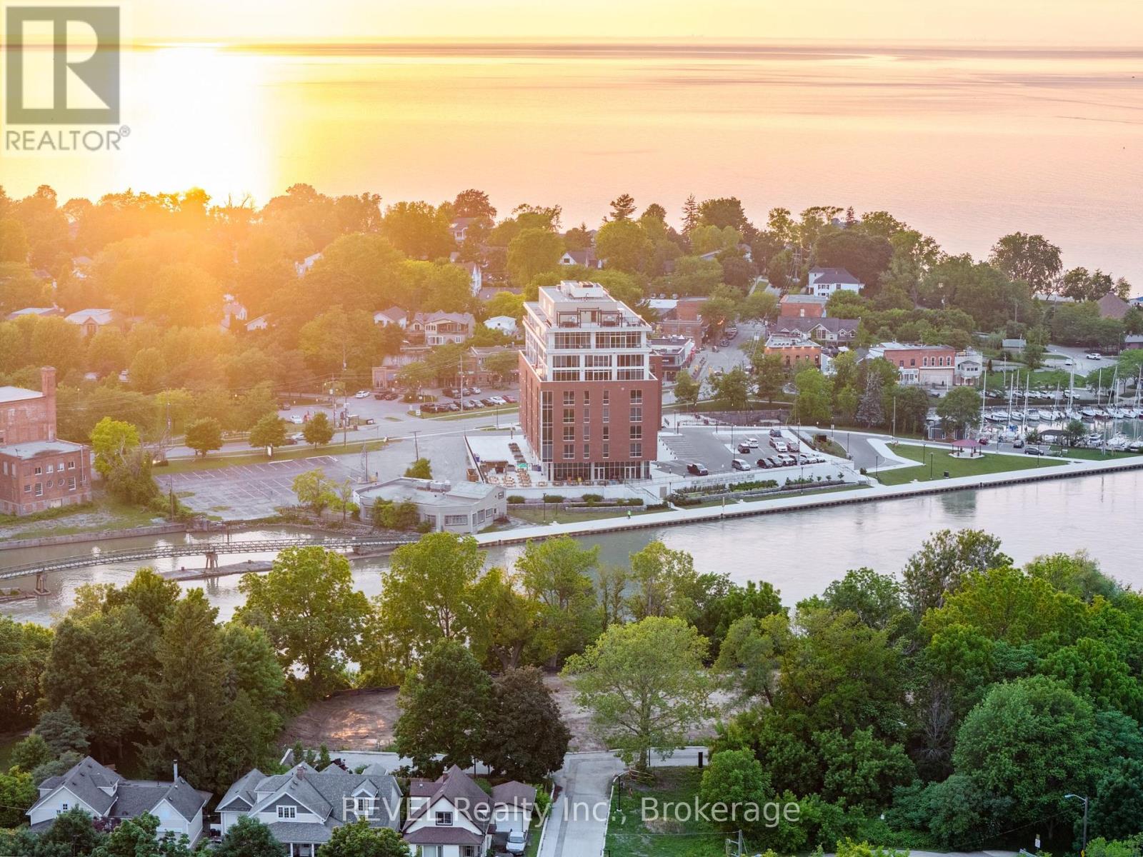 4 - 23 Michigan Avenue, St. Catharines (438 - Port Dalhousie), Ontario  L2N 4G7 - Photo 8 - X11920830