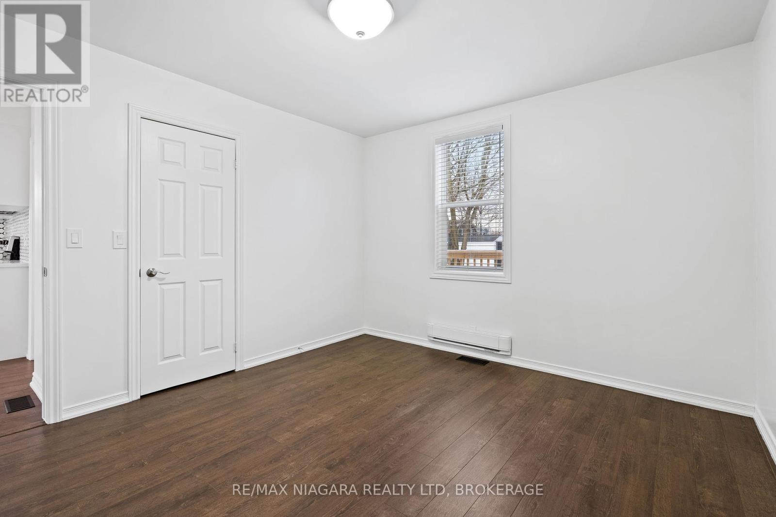 3967 Welland Street, Niagara Falls (223 - Chippawa), Ontario  L2G 6S6 - Photo 15 - X11924712