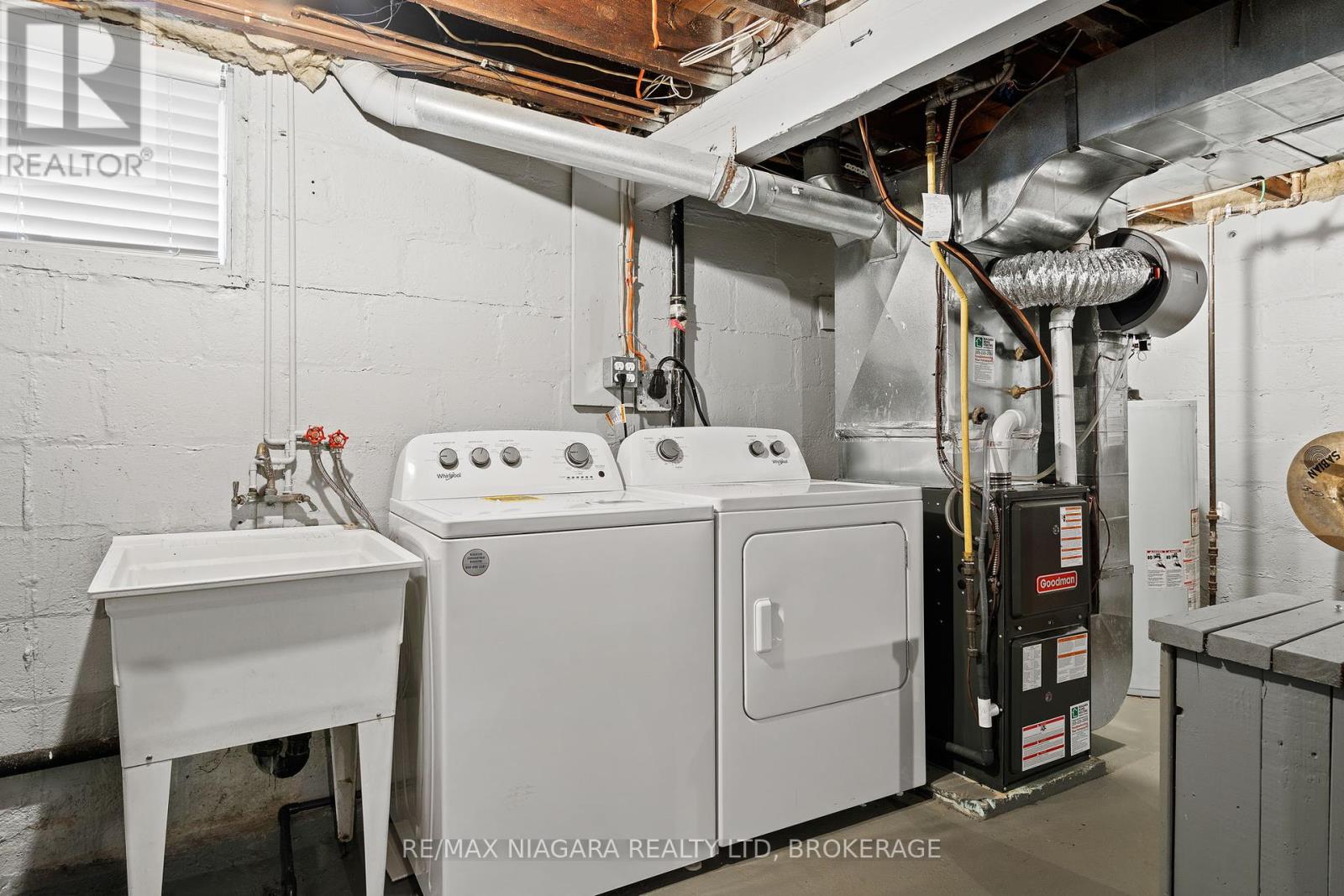 3967 Welland Street, Niagara Falls (223 - Chippawa), Ontario  L2G 6S6 - Photo 21 - X11924712