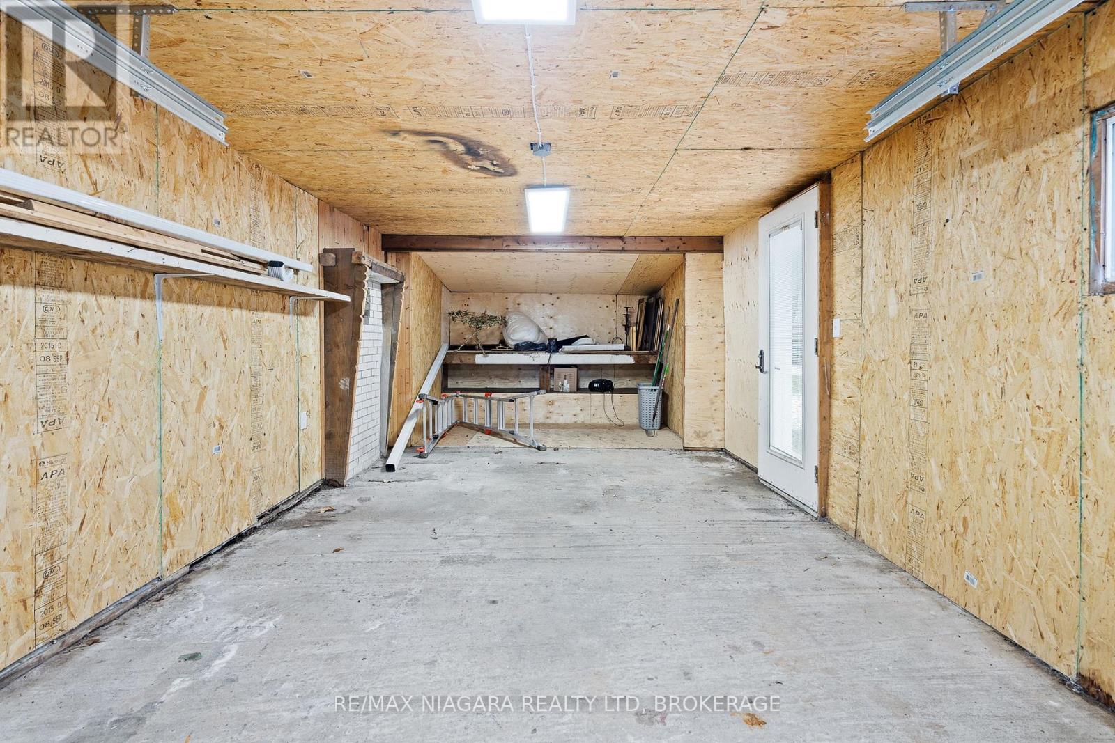 3967 Welland Street, Niagara Falls (223 - Chippawa), Ontario  L2G 6S6 - Photo 23 - X11924712