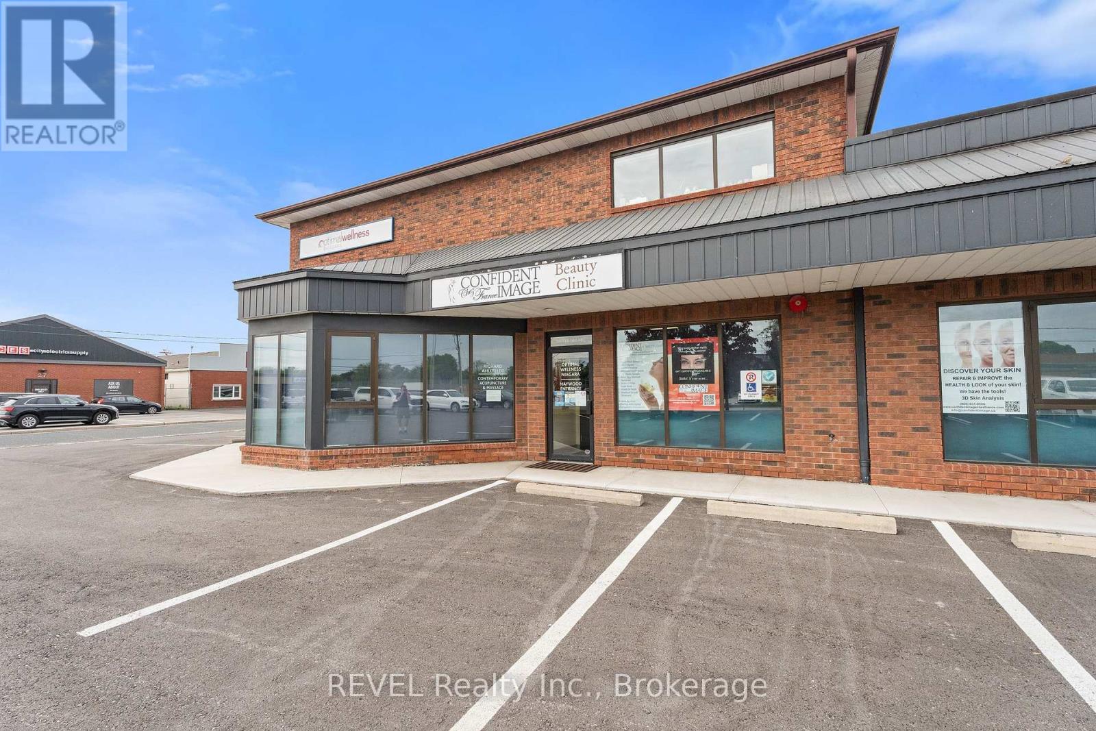 100b - 36 Hiscott Street, St. Catharines (452 - Haig), Ontario  L2R 1C8 - Photo 3 - X11926259