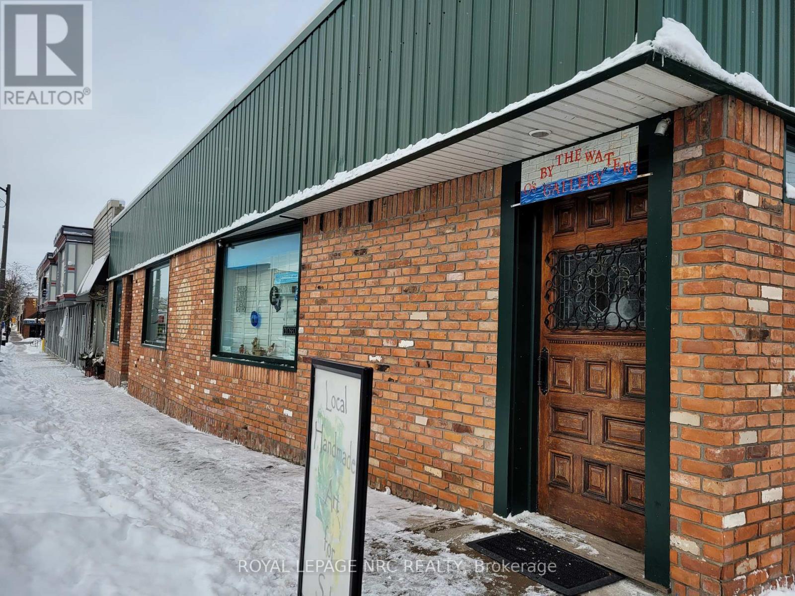 1 Clarence Street, Port Colborne (878 - Sugarloaf), Ontario  L3K 3E7 - Photo 3 - X11929872