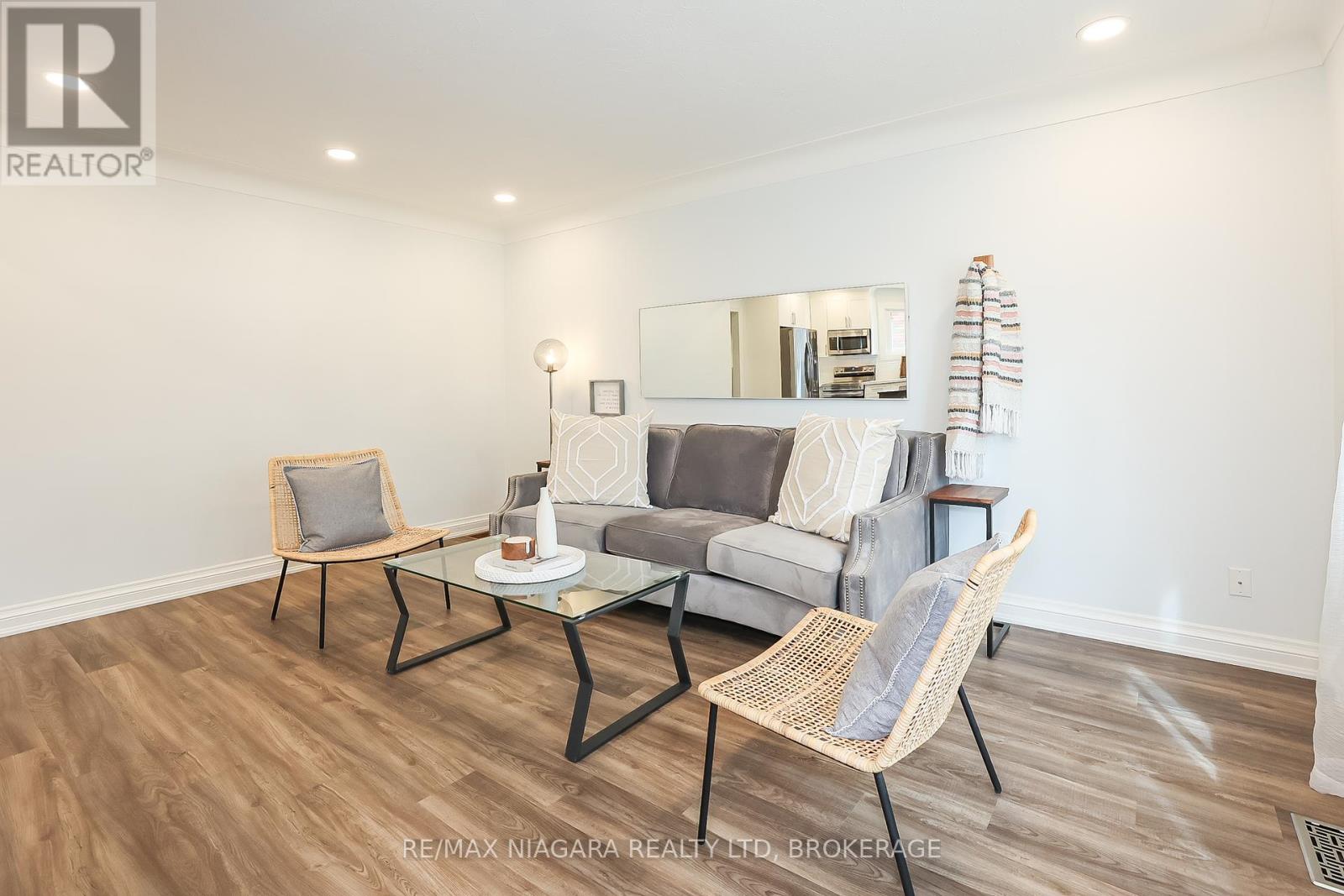 261 Vine Street, St. Catharines (446 - Fairview), Ontario  L2M 4T2 - Photo 20 - X11931503
