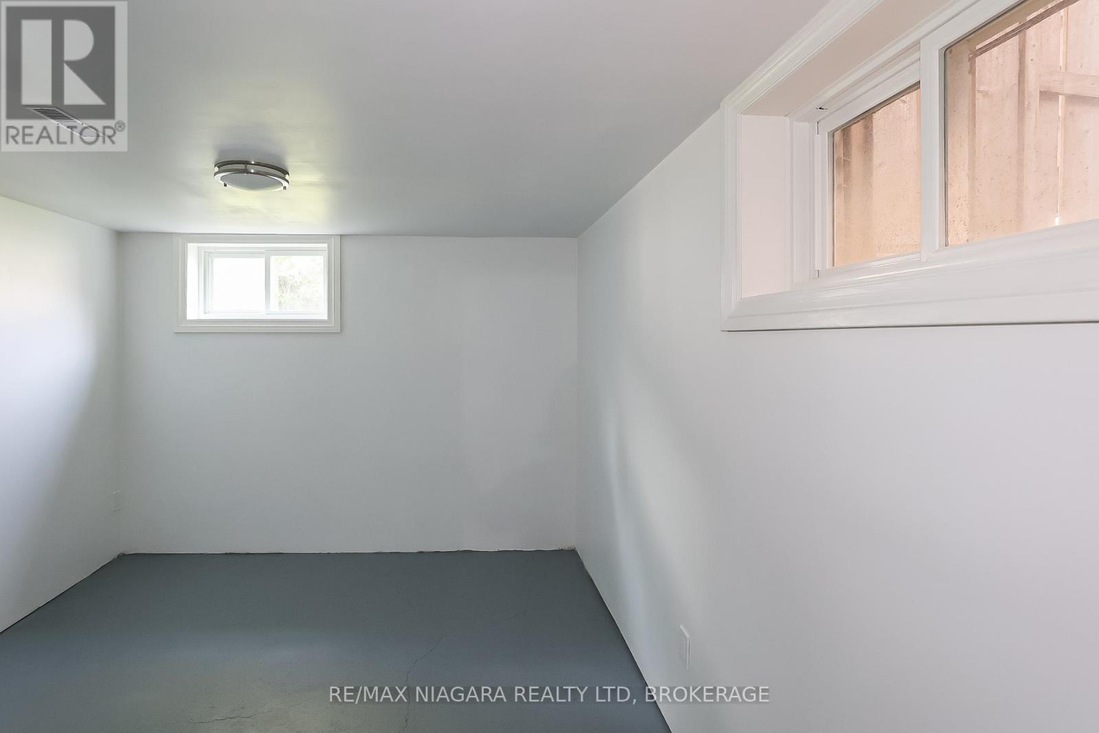 261 Vine Street, St. Catharines (446 - Fairview), Ontario  L2M 4T2 - Photo 28 - X11931503