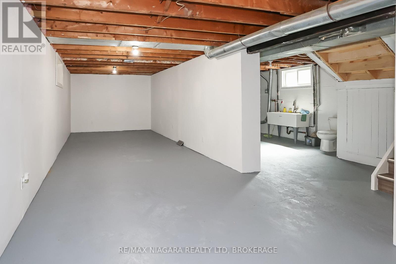 261 Vine Street, St. Catharines (446 - Fairview), Ontario  L2M 4T2 - Photo 32 - X11931503