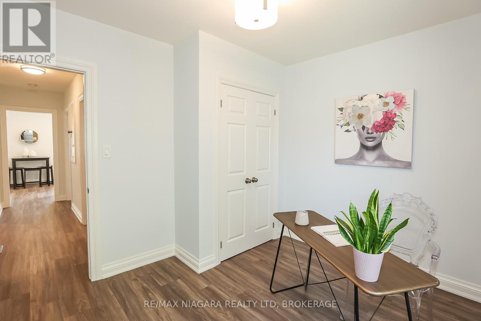 261 Vine Street, St. Catharines (446 - Fairview), Ontario  L2M 4T2 - Photo 6 - X11931503