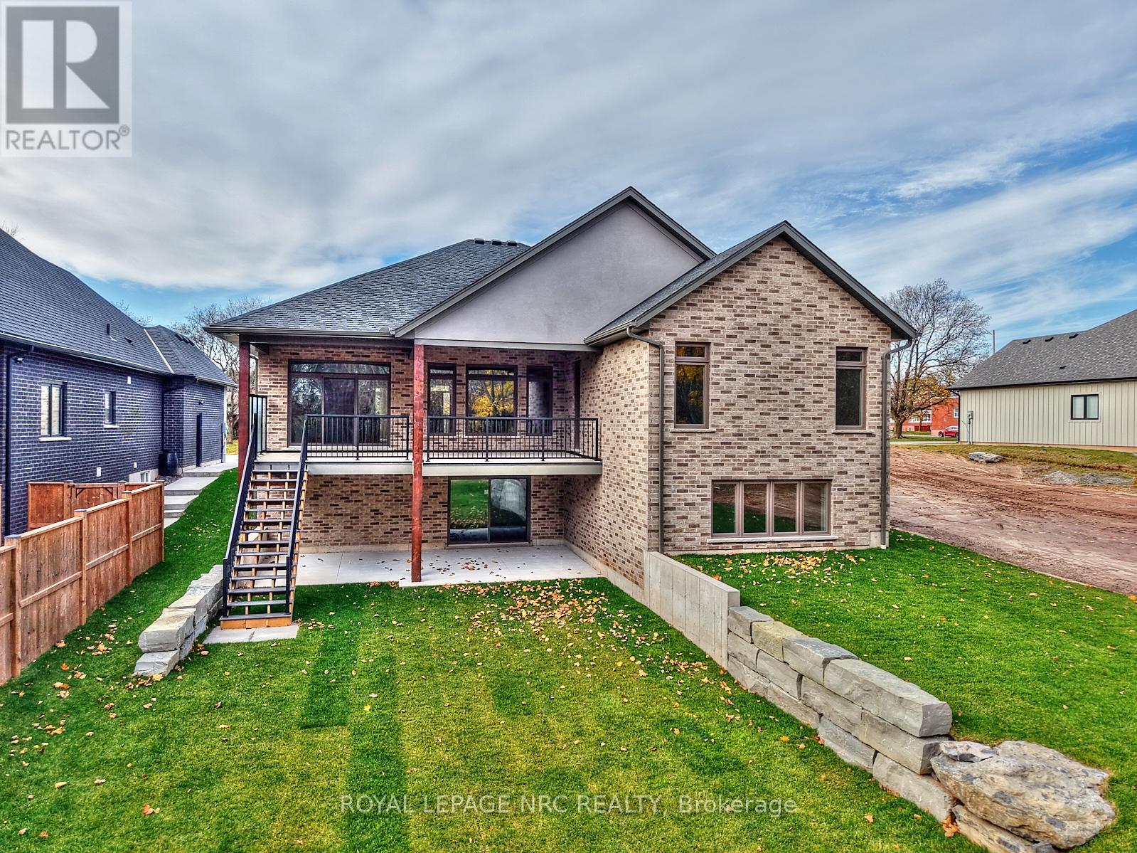 1125 Balfour Street, Pelham (664 - Fenwick), Ontario  L0S 1C0 - Photo 2 - X11934783