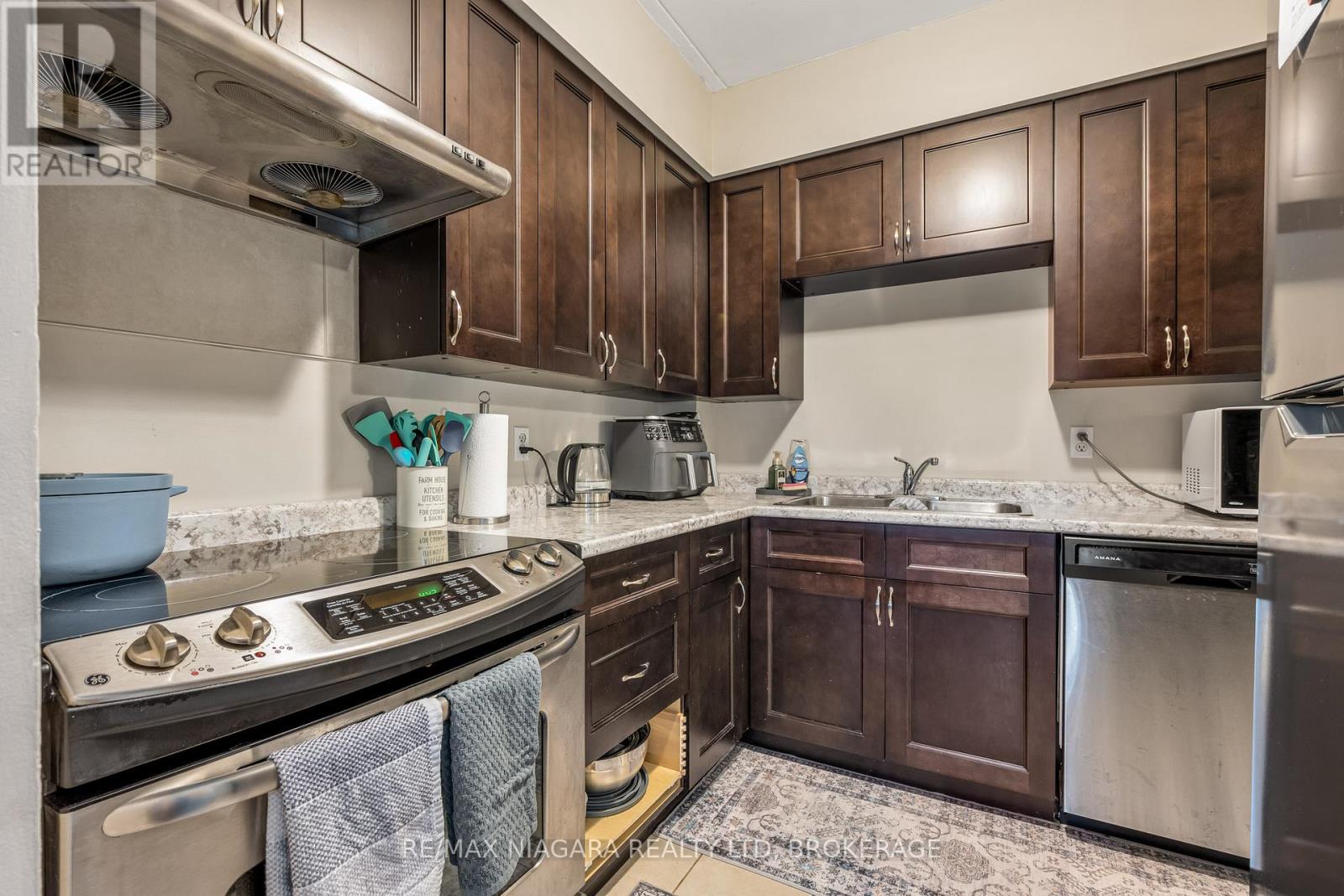 107 - 72 Main Street E, Port Colborne (873 - Bethel), Ontario  L3K 5Z8 - Photo 5 - X11941580
