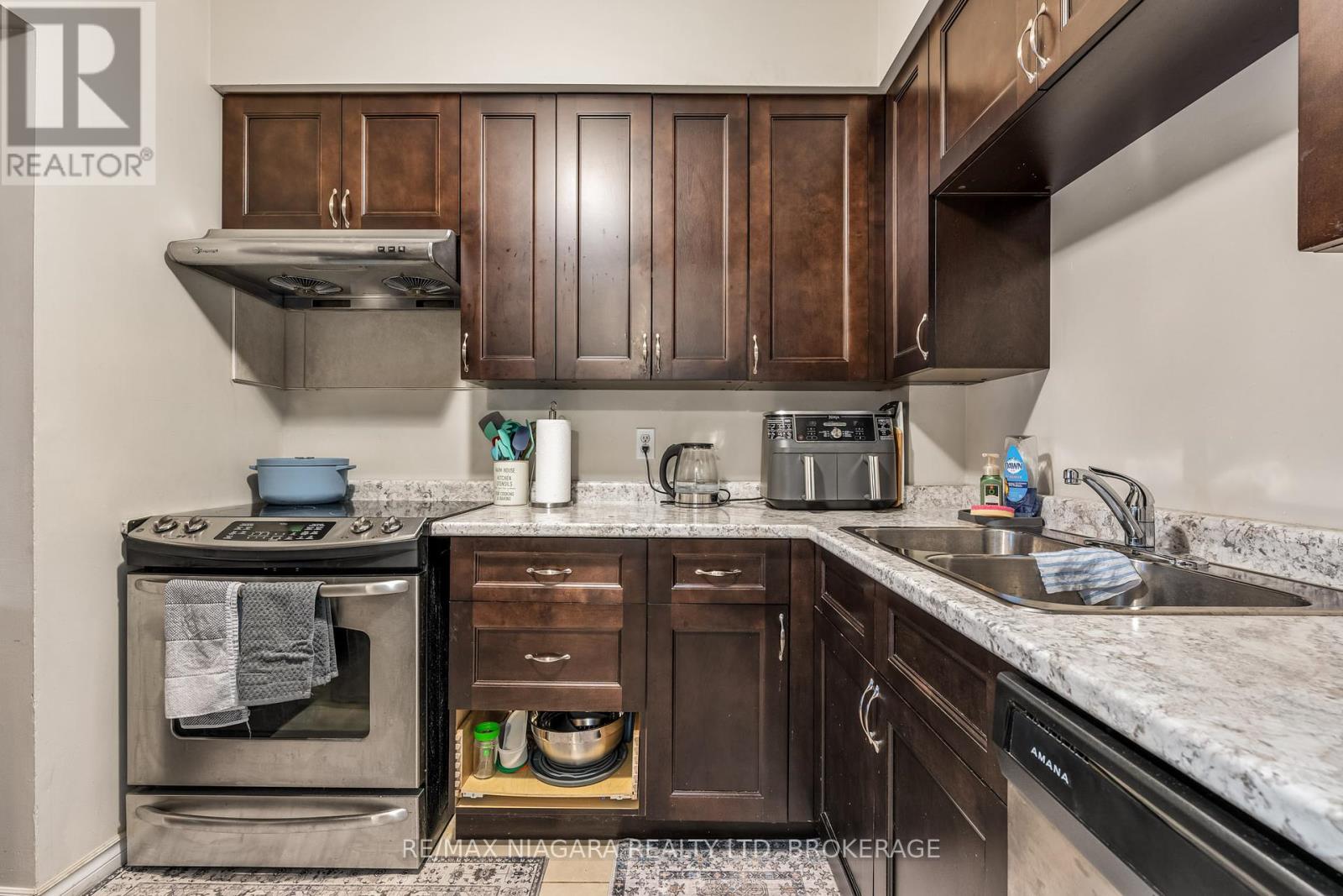107 - 72 Main Street E, Port Colborne (873 - Bethel), Ontario  L3K 5Z8 - Photo 6 - X11941580
