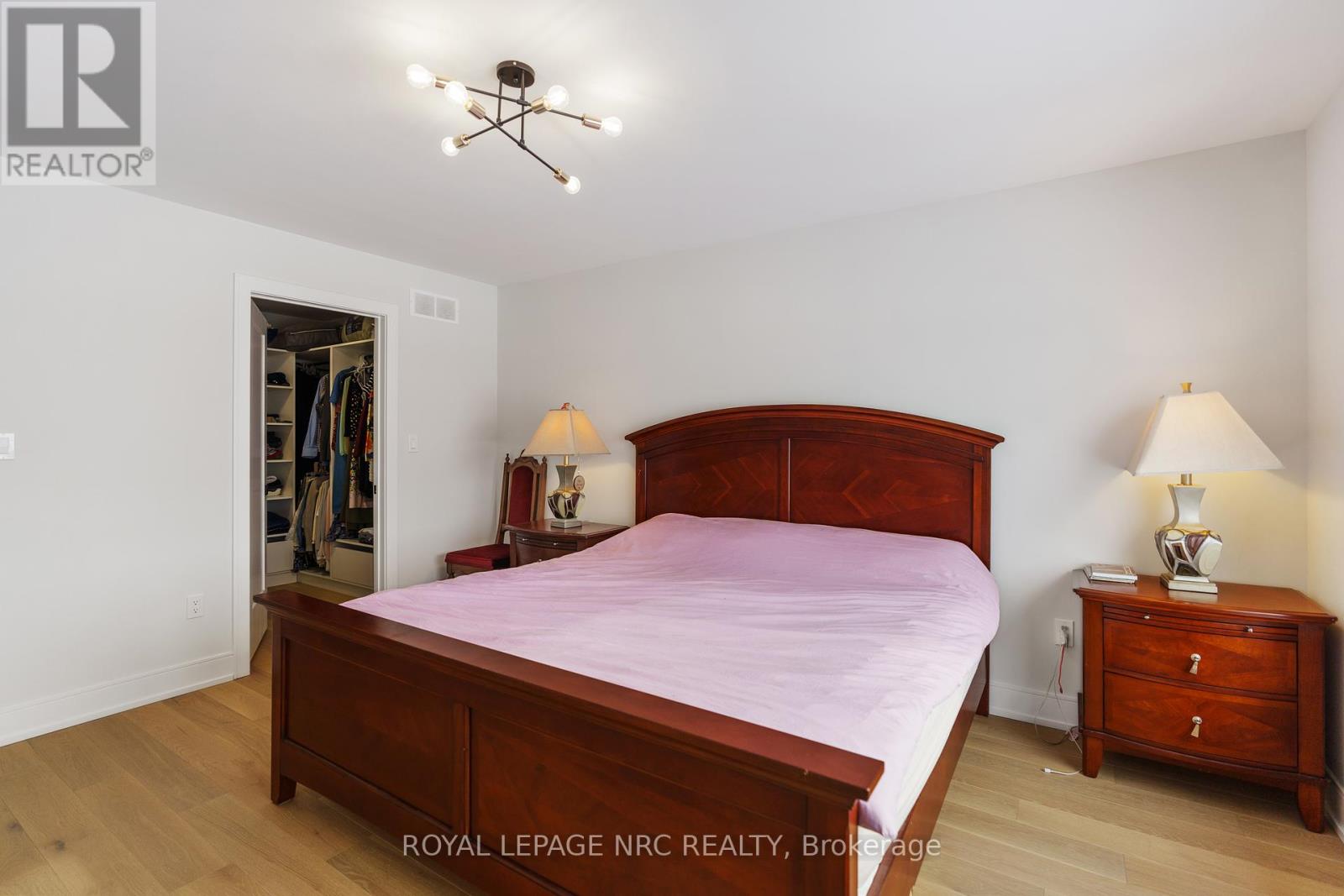 7384 Splendour Drive, Niagara Falls (222 - Brown), Ontario  L2H 3V8 - Photo 14 - X11943201