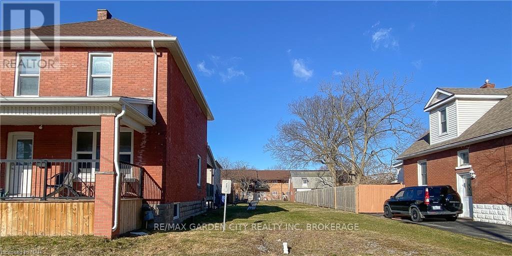 281 Niagara Street, Welland (769 - Prince Charles), Ontario  L3C 1K5 - Photo 3 - X11945007