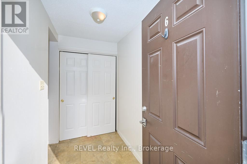 Unit 6 - 20 Kingsway Rd, Welland (774 - Dain City), Ontario  L3B 3N8 - Photo 2 - X11945327