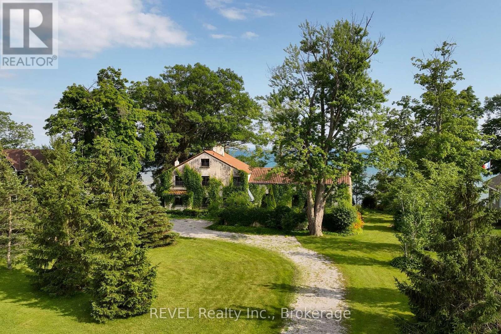 3307 Lakecrest Court, Fort Erie (335 - Ridgeway), Ontario  L0S 1N0 - Photo 8 - X11945533