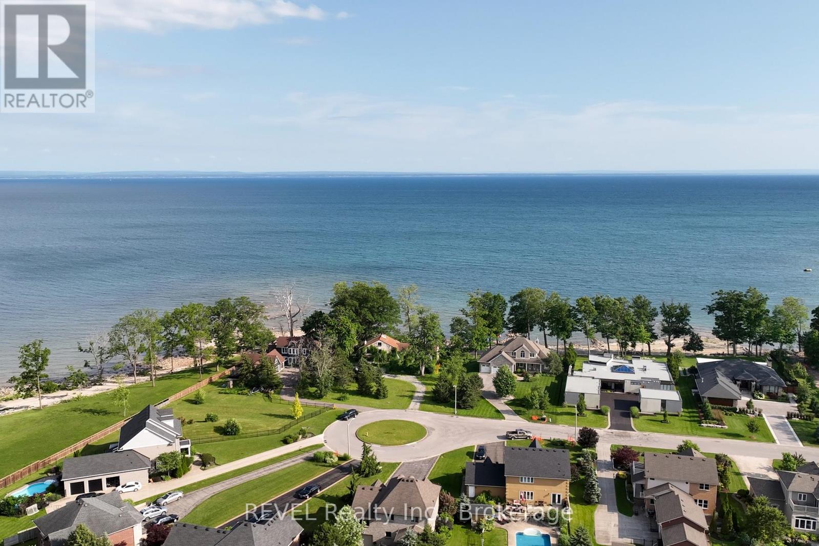 3307 Lakecrest Court, Fort Erie (335 - Ridgeway), Ontario  L0S 1N0 - Photo 9 - X11945533