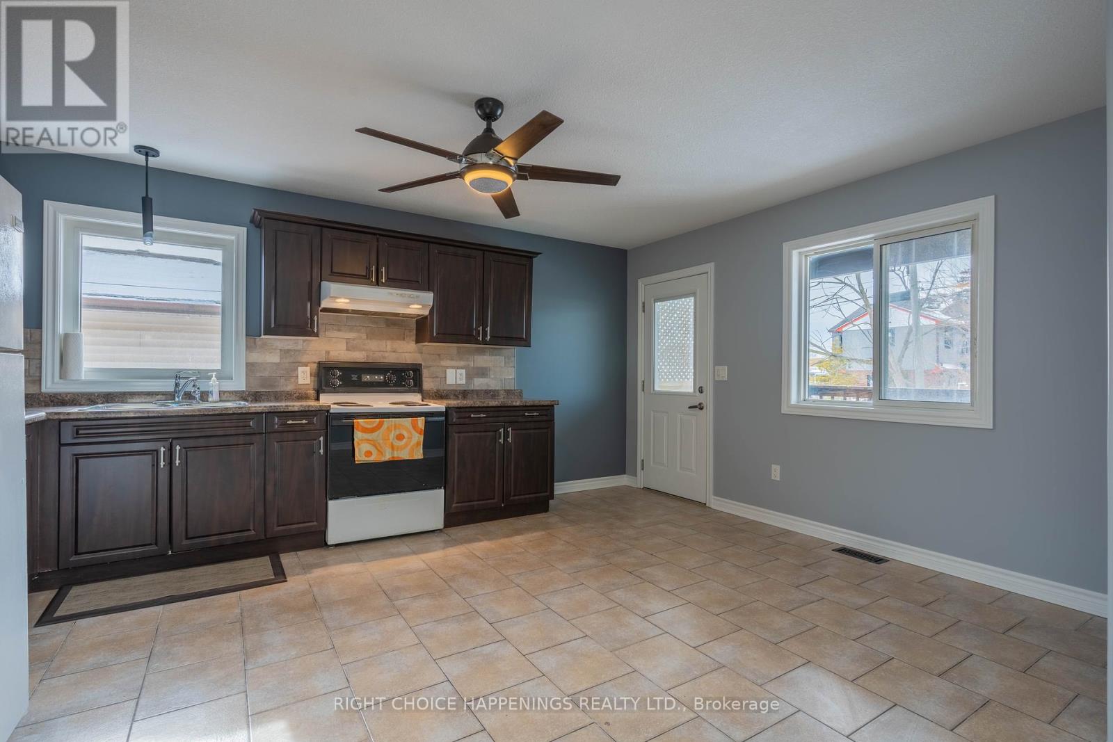 282 Wright Street, Welland (773 - Lincoln/crowland), Ontario  L3B 2K3 - Photo 6 - X11946535