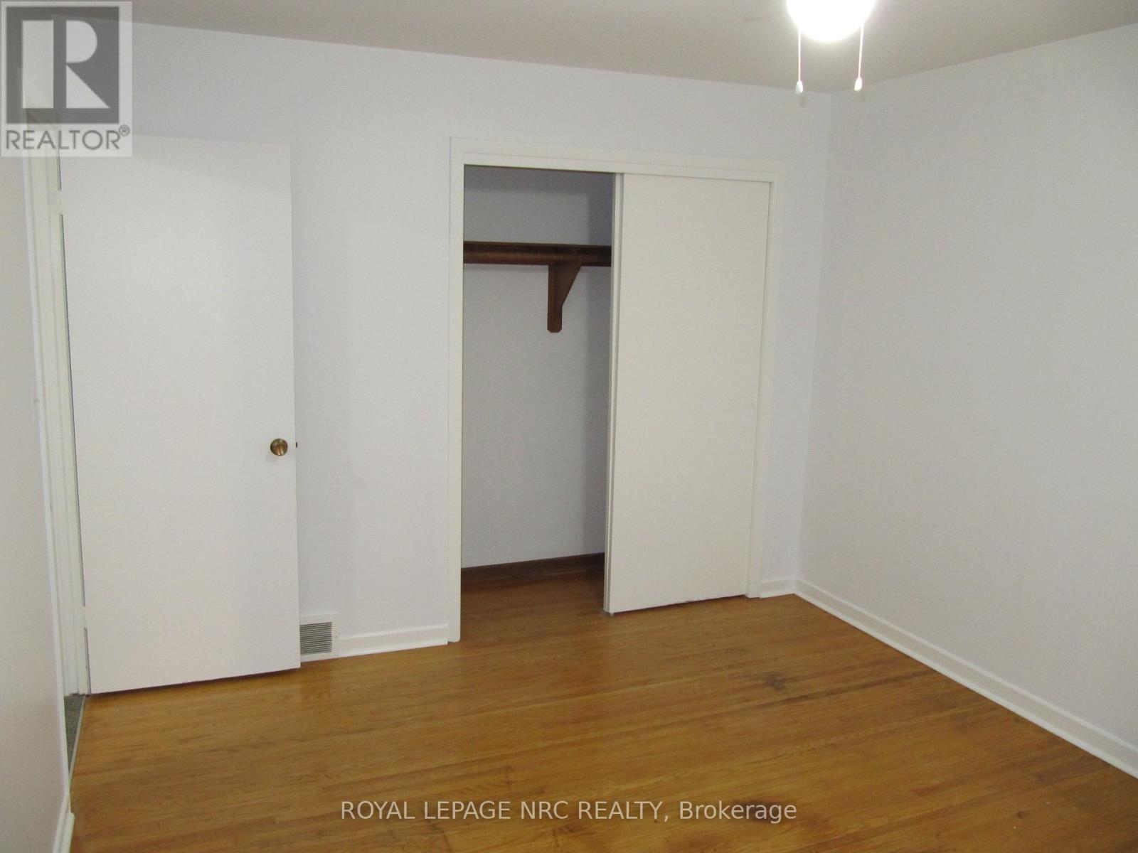 2 Black Knight Road, St. Catharines (443 - Lakeport), Ontario  L2N 3C1 - Photo 11 - X11958431