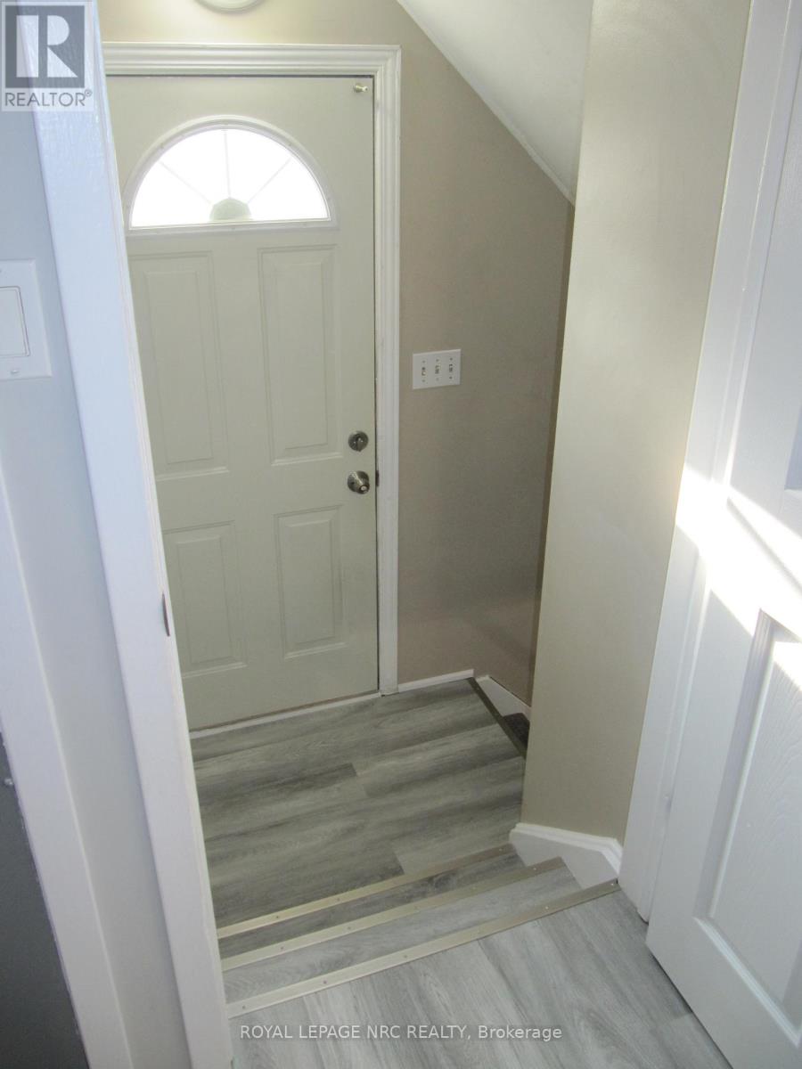2 Black Knight Road, St. Catharines (443 - Lakeport), Ontario  L2N 3C1 - Photo 17 - X11958431