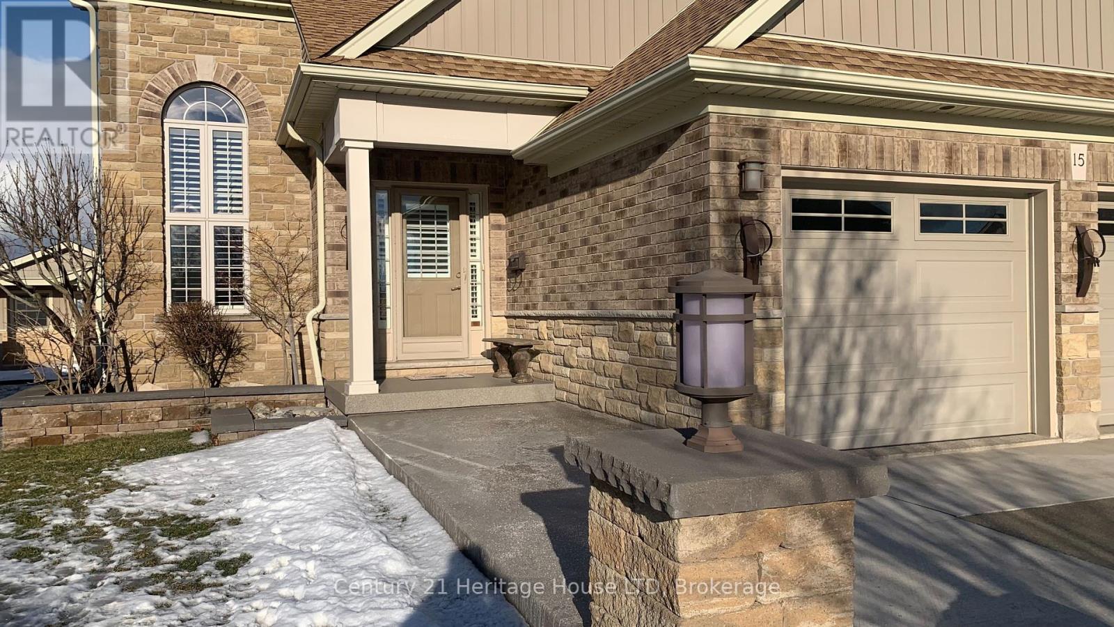 15 Auburn Court, Welland (773 - Lincoln/crowland), Ontario  L3B 0A5 - Photo 9 - X11958466