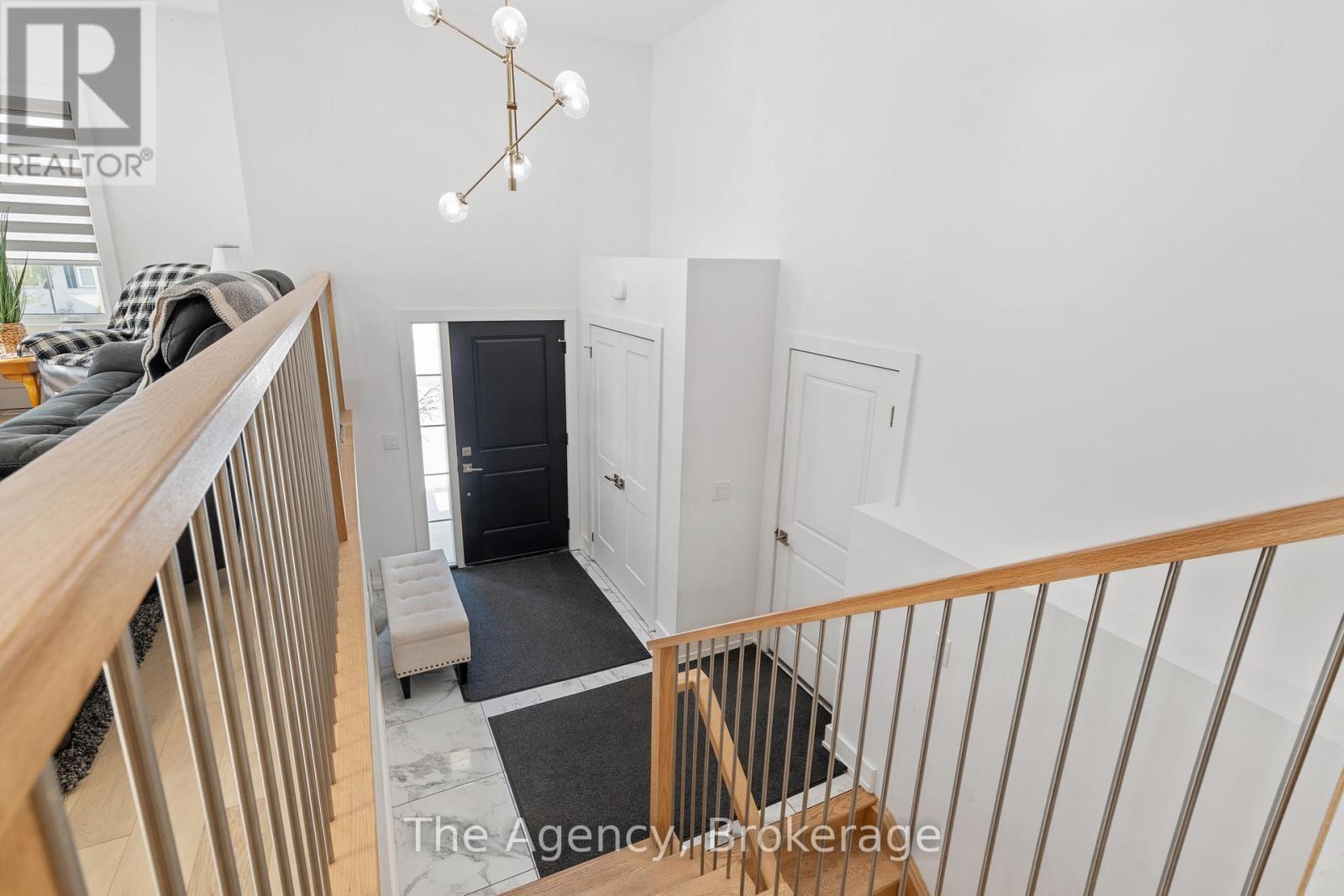 324 Thornwood Avenue, Fort Erie (335 - Ridgeway), Ontario  L0S 1N0 - Photo 4 - X11961340