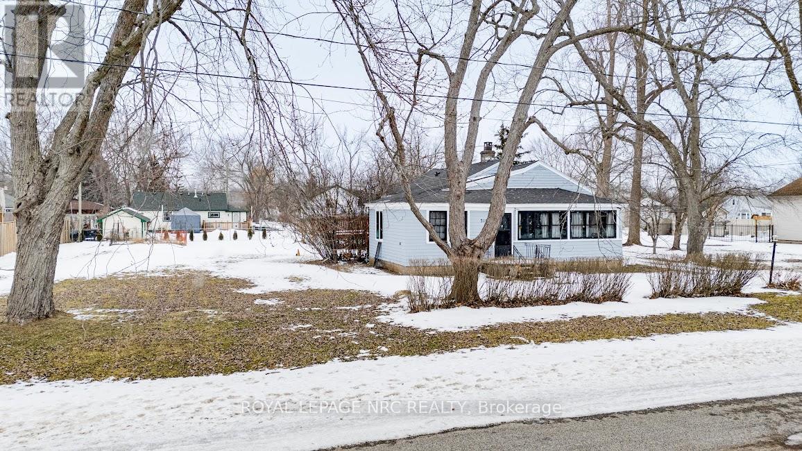 3188 Young Avenue, Fort Erie (335 - Ridgeway), Ontario  L0S 1N0 - Photo 3 - X11965102